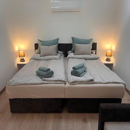 Appartement Pap Koez Apartman à Sárvár Extérieur photo
