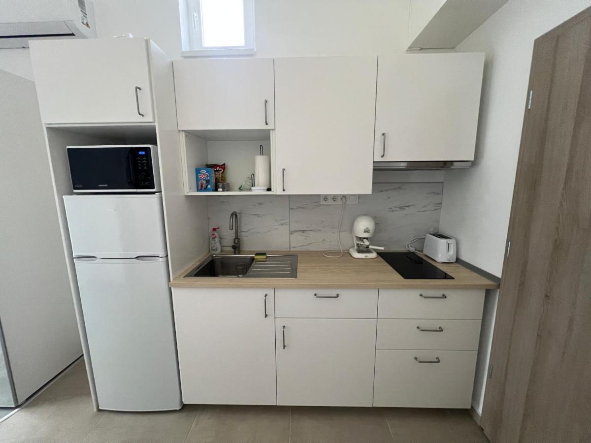 Appartement Pap Koez Apartman à Sárvár Extérieur photo