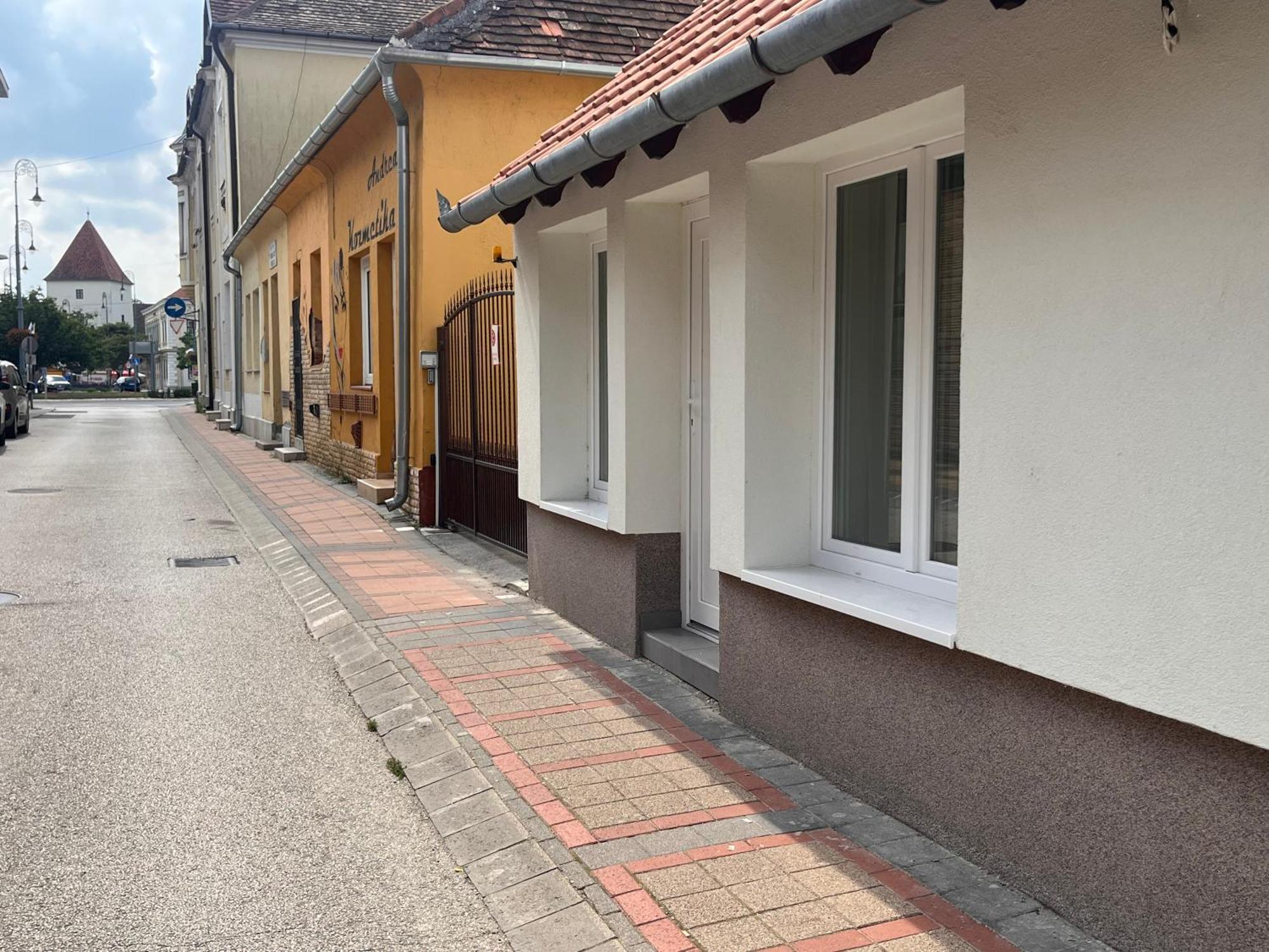 Appartement Pap Koez Apartman à Sárvár Extérieur photo